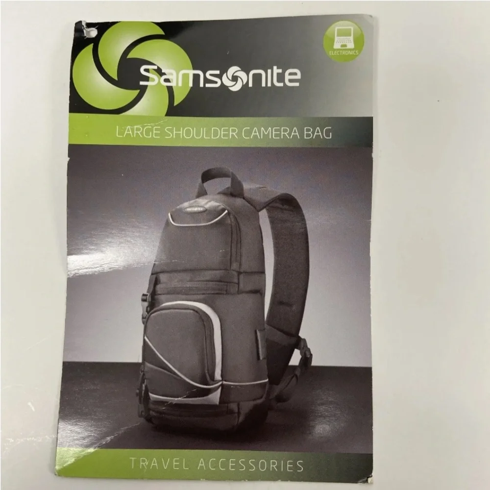 NEW Samsonite 46591-1062 Large Shoulder/ Crossbody Camera Bag BLACK/GRAY